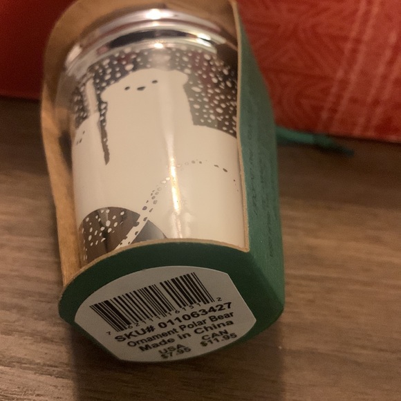 Starbucks 2016 Holiday Polar Bears Cup Ornament - Picture 5 of 6